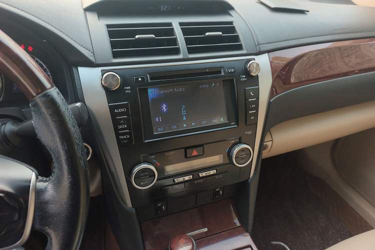 Used Toyota Camry 2012 2.5G Luxury Edition
