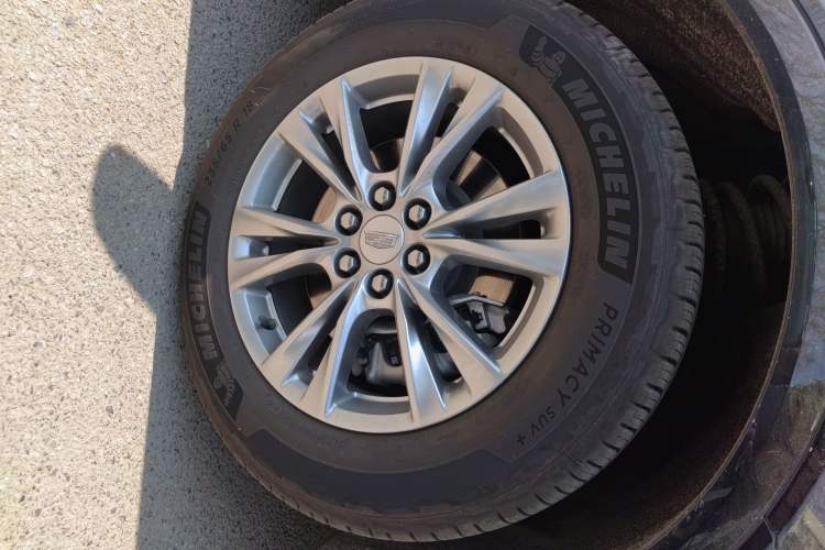 Used Cadillac XT5 2021 28T Luxury Model