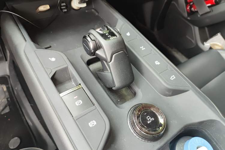 Used Haval H Dog 2023 2.0T Two-Wheel Drive Chaoye Version Plus Gear Lever