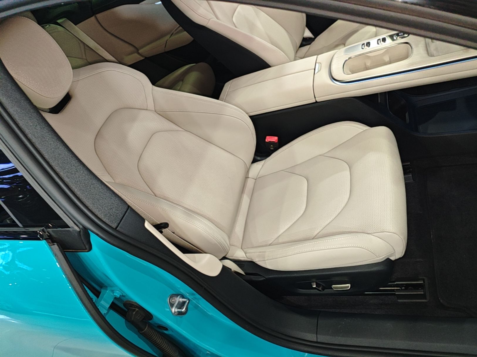 Xiaomi Auto SU7 2024 Rear-Drive Long-Range Intelligent Driving Version — снимка 19