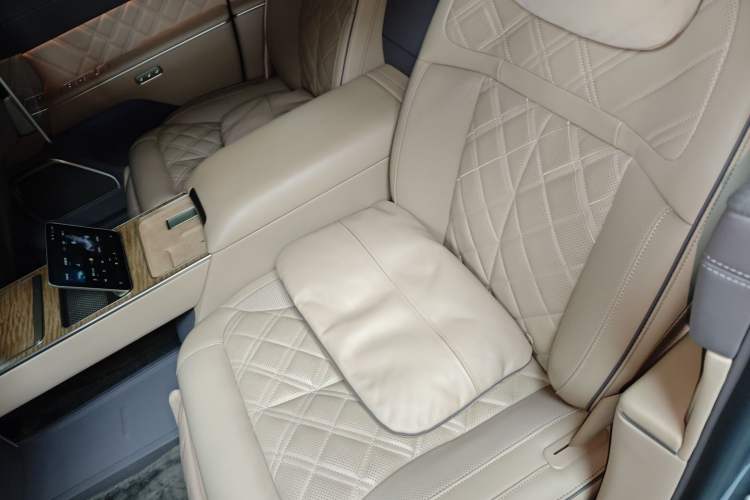 Used Nio ET9 2025 100kWh Signature Edition Left Rear Seat