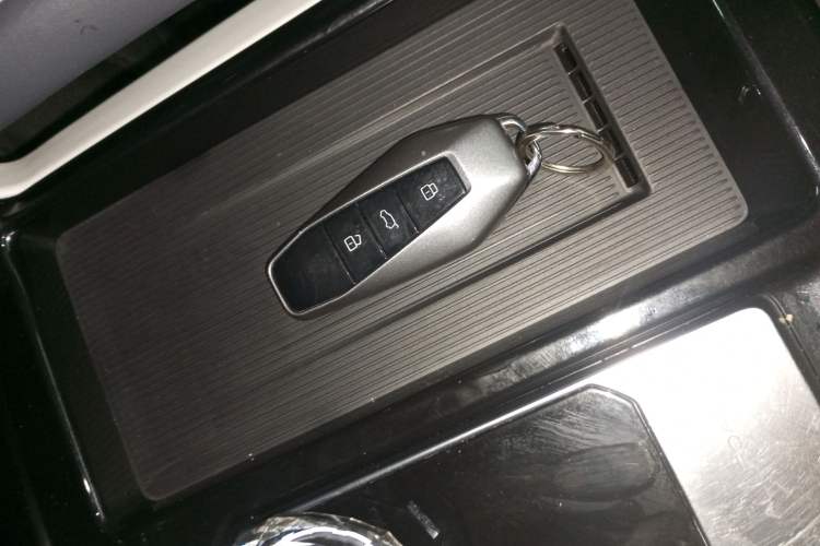 Used iCAR 03 2024 501km Four-wheel Drive Long-range Intelligent Driving Edition Vehicle Key