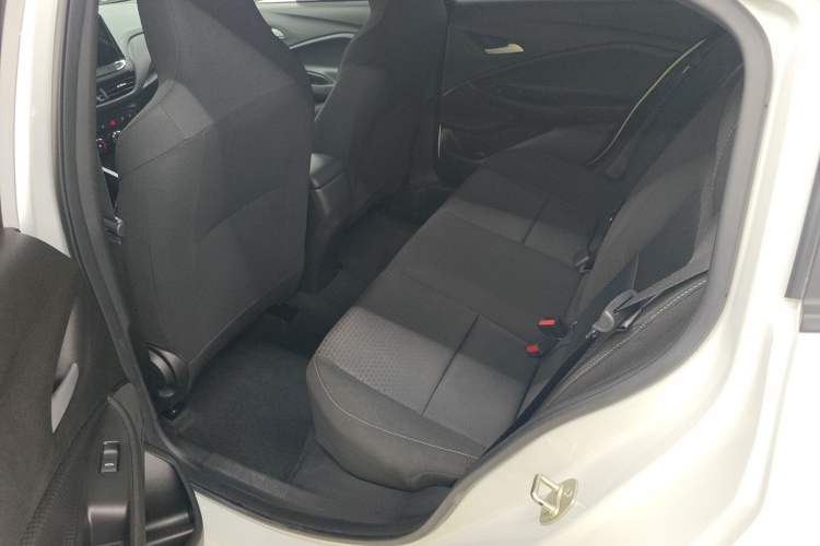 Used Chevrolet Cavalier 2021 325T Automatic Enjoyment Edition