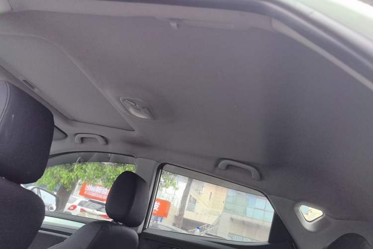 Used JAC Group Refine S3 2016 1.5L CVT Luxury Model Headliner