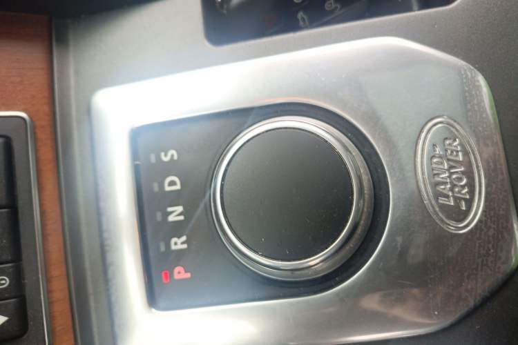 Used Land Rover Discovery 2015 3.0 SC V6 HSE
