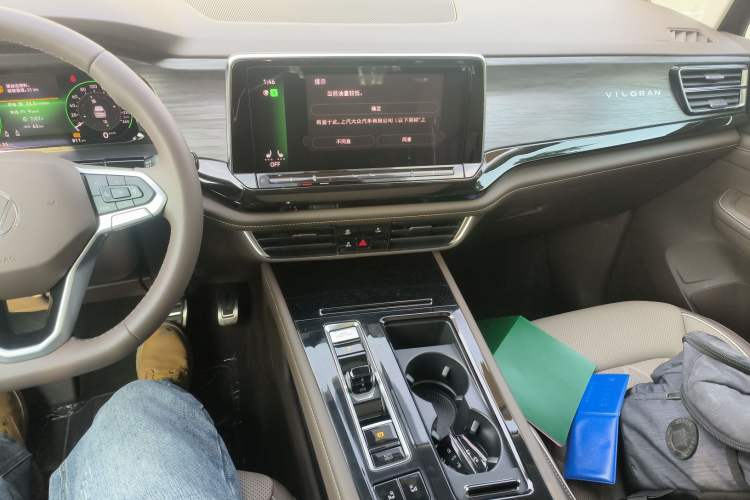 Used Volkswagen Viloran 2024 380TSI Premium Edition