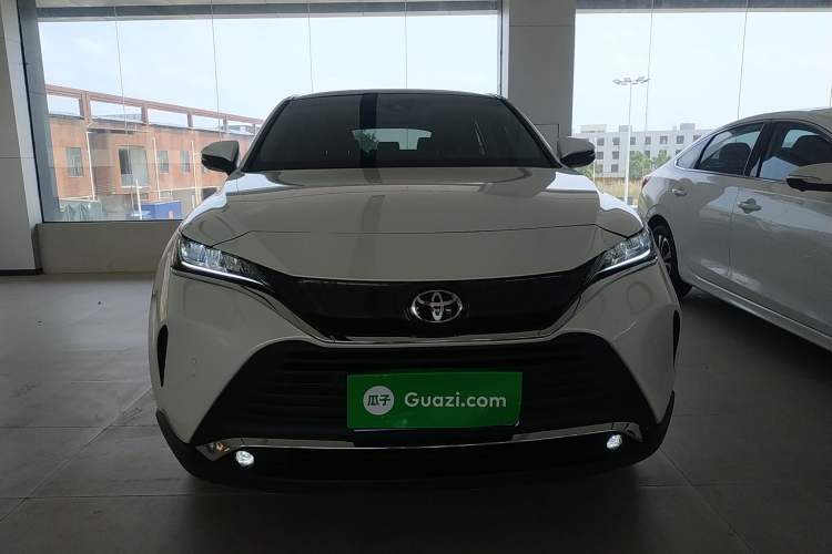 Used Toyota Harrier 2022 2.0L CVT Two-Wheel Drive Luxury Edition
