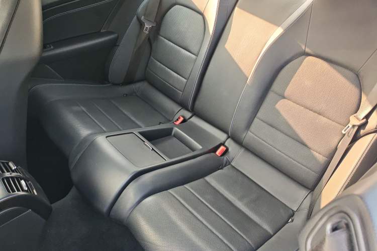 Used Mercedes-Benz E-Class 2016 E 200 Coupe Dynamic Edition