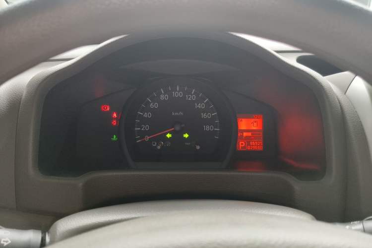 Used Nissan NV200 2016 Revised Version 1.6L CVT Luxury Edition
