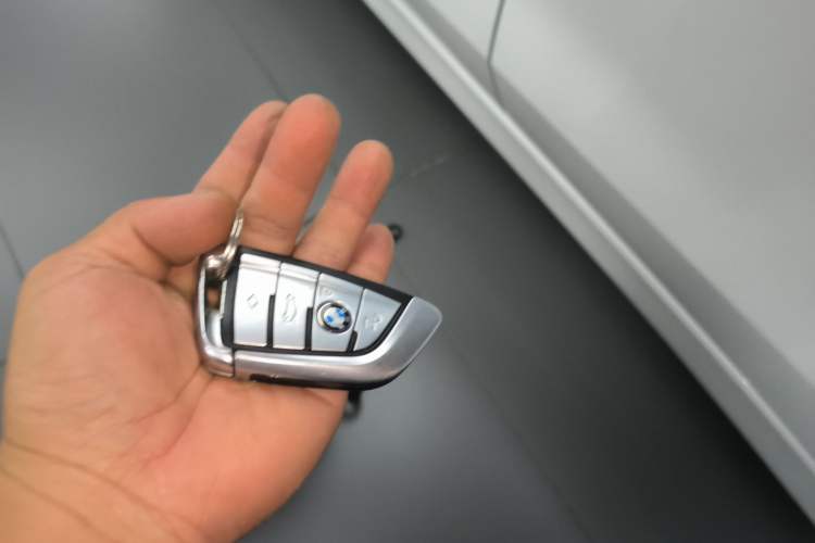 Used BMW 6 Series GT 2019 630i Luxury Design Package Vehicle Key