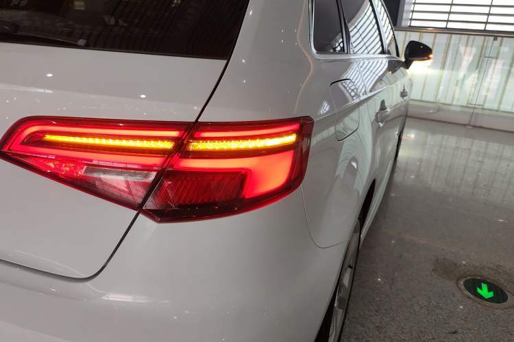 Used Audi A3 2019 Sportback 35 TFSI Fashion Edition China VI Emission Standard
