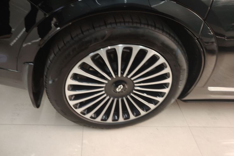 Used Hima AITO M9 2024 Range-Extended Ultra Version 52 kWh 6-Seater Model
