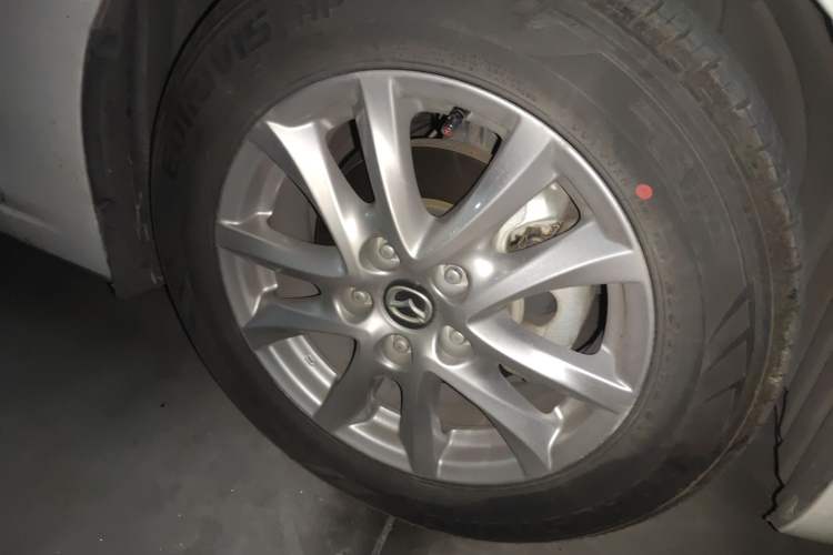 Used Mazda Mazda 3 Axela 2016 Sedan 1.5L Automatic Comfort Model