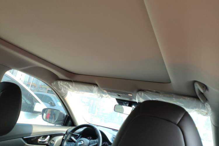 Used Nissan X-Trail 2023 Classic 2.0L Two-Wheel Drive Smart Connect & Comfort Edition Headliner