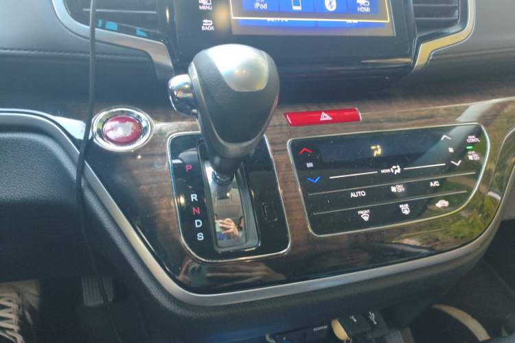 Used Honda Odyssey 2015 2.4L Smart Edition
