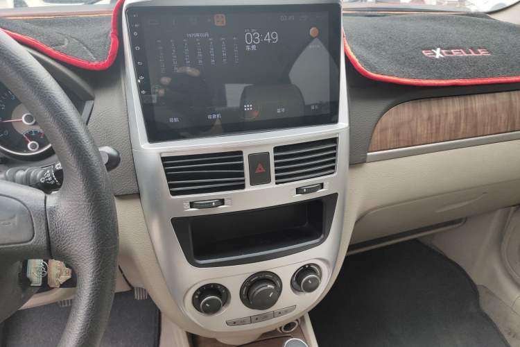 Used Buick Excelle 2015 1.5L Automatic Classic Model Audio And AC Panel