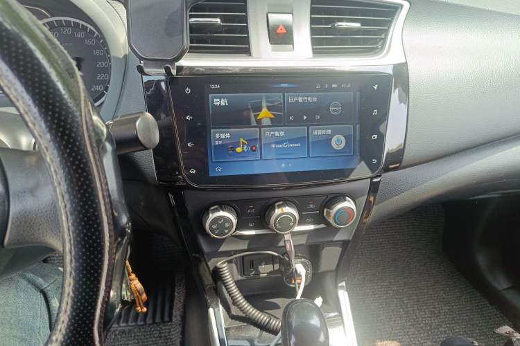 Used Nissan Sylphy 2019 Classic 1.6XL CVT Luxury Edition Audio And AC Panel