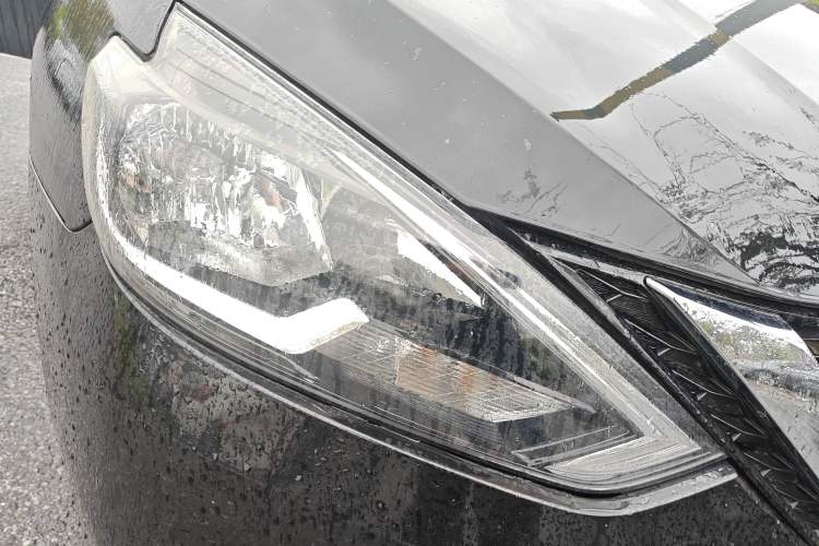 Used Nissan Sylphy 2016 1.6 XL CVT Luxury Edition Right Front Headlight