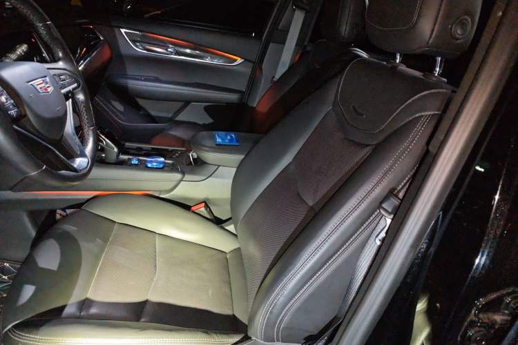 Used Cadillac XT6 2021 28T Six-Seater Four-Wheel-Drive Luxury Sport Model
