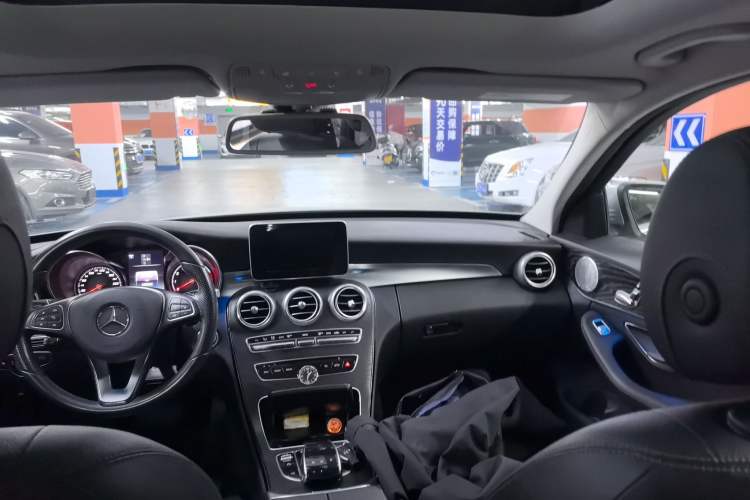 Used Mercedes-Benz C-Class 2015 C 200 station wagon