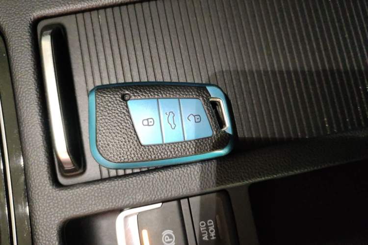 Used Volkswagen Magotan 2017 330TSI DSG Luxury Model Interior 1