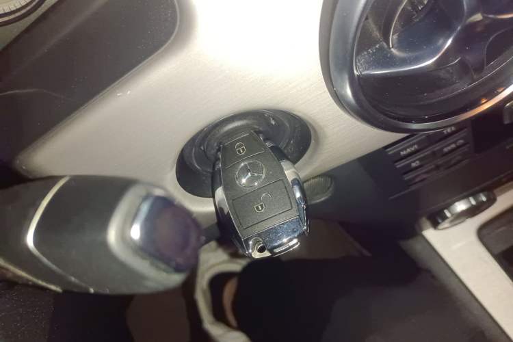 Used Mercedes-Benz GLK-Class 2014 GLK 200 Standard Model Vehicle Key