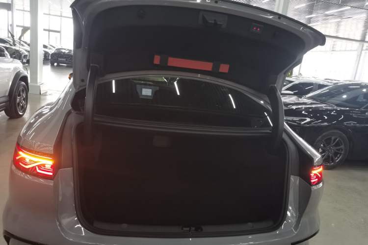 Used BYD Han 2025 EV Intelligent Driving Edition 701KM LiDAR Flagship Model