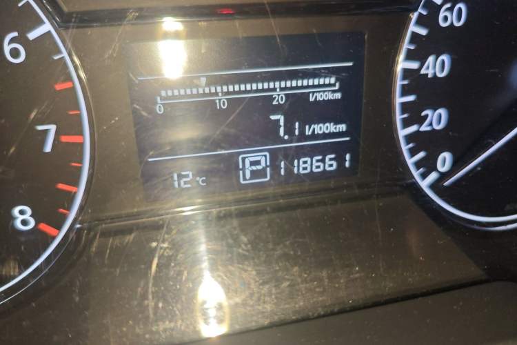 Used Nissan Tiida 2011 1.6L CVT Comfort Model