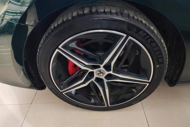 Used MG 7 2023 2.0T Automatic Trophy+ Ignition Glory Edition
