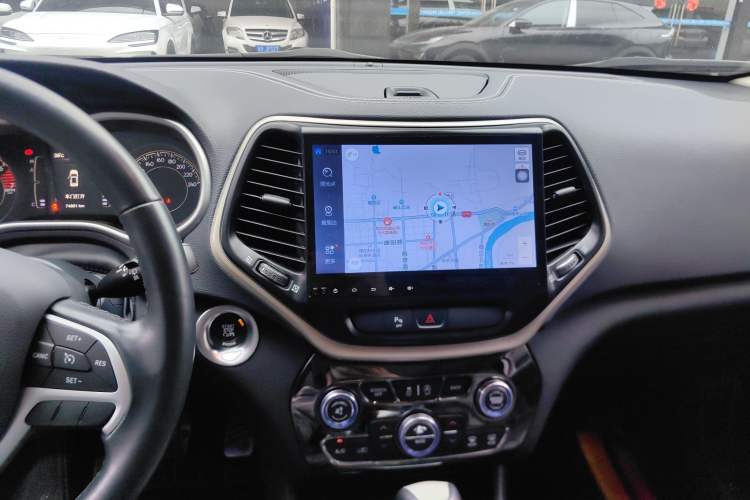 Used Jeep Cherokee 2016 2.4L Leading Edition