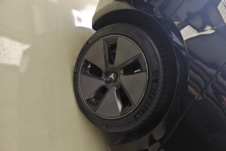 Used Tesla Model 3 2022 Rear-Wheel-Drive Version