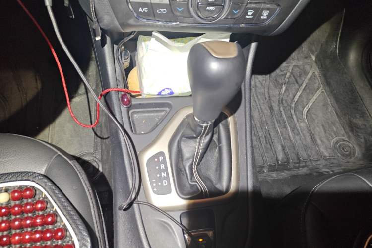 Used Jeep Cherokee 2017 2.0L Superior Edition