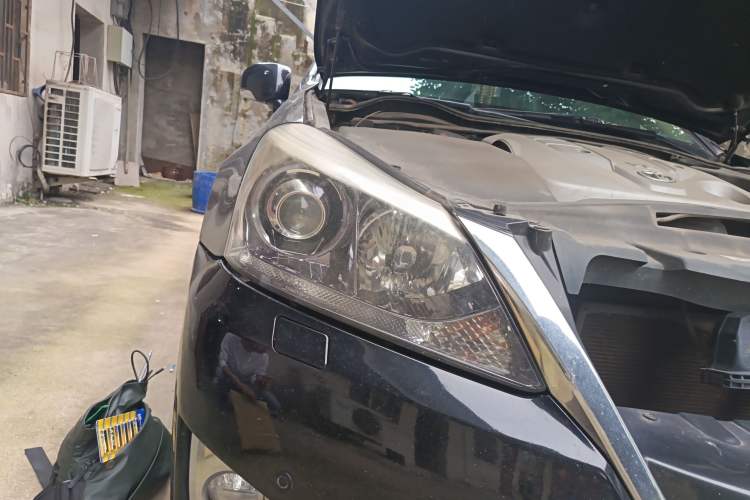 Used Toyota Crown 2012 2.5L Royal Leather Edition