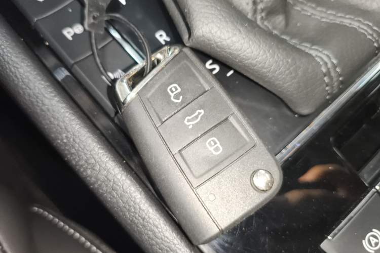 Used Skoda Superb 2024 TSI280 DSG Luxury Edition Vehicle Key