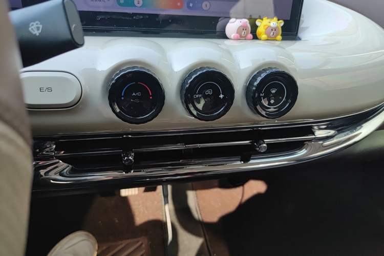 Used Wuling Bingo 2023 333 km Lingxi Connected+ Version