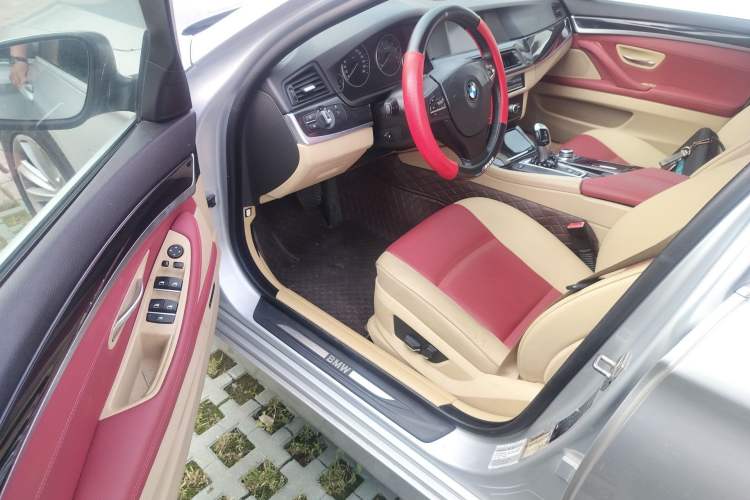 Used BMW 5 Series 2011 523Li Leading Model Driver Seat
