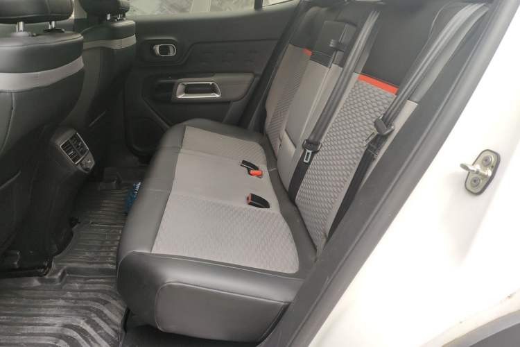 Used Citroen C5 AIRCROSS 2017 350THP Fashion Edition Left Rear Seat