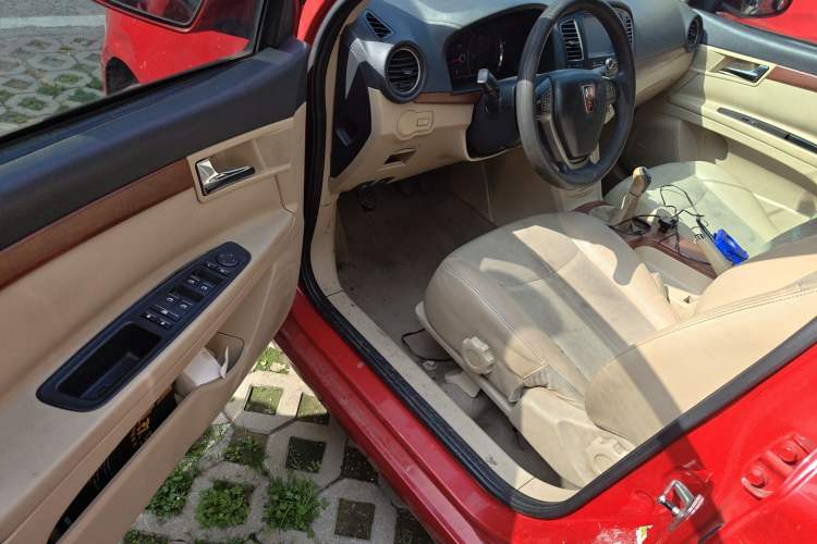 Used Roewe 350 2013 350C 1.5L Manual Swift Edition
