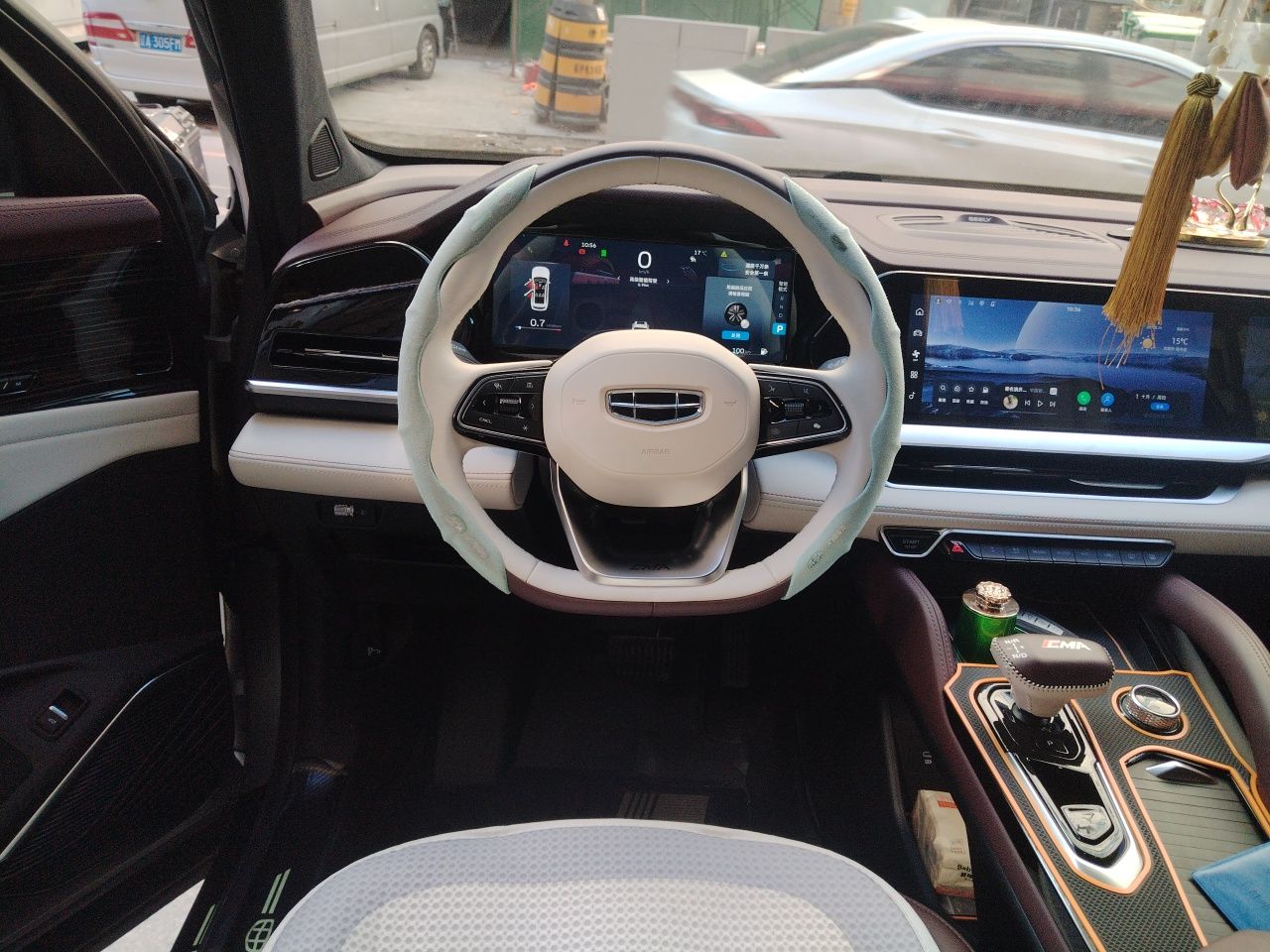 Geely Auto Monjaro L 2021 2.0TD DCT EVO Two-Wheel Drive Prestige Version — снимка 10