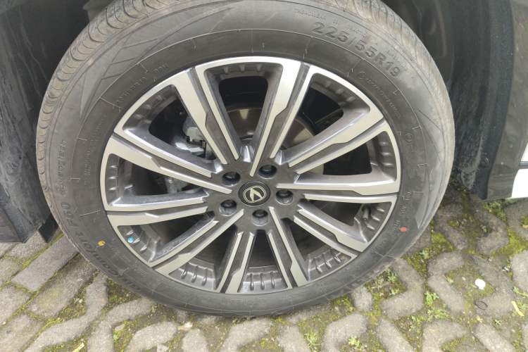 Used Changan CS75 PLUS 2026 Model, Smart Champion Edition 1.5T New Blue Whale Smart Navigation Version