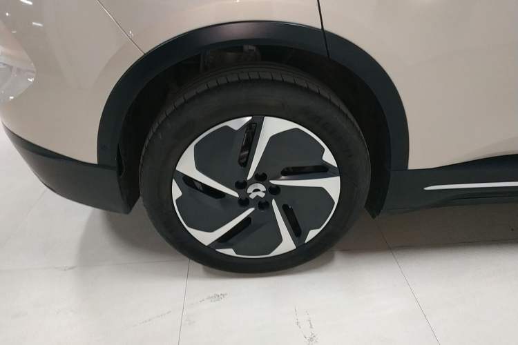 Used Nio ES6 2023 75 kWh
