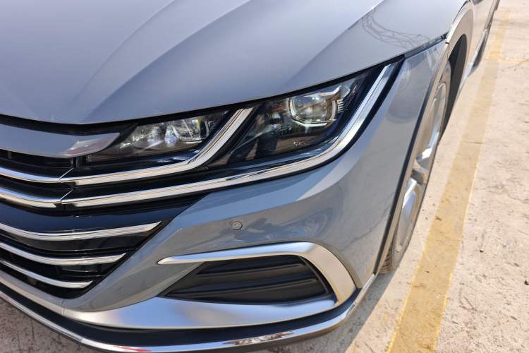 Used Volkswagen FAW-Volkswagen CC 2023 Hunting Vehicle 380TSI Hunter's Heart Edition Left Front Headlight