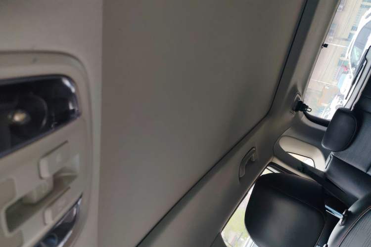 Used Kia Sportage R 2021 Ace 2.0L Challenge Edition Headliner