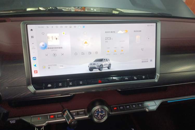 Used Tank 700 New Energy 2024 Hi4-T Extreme Edition Audio And AC Panel