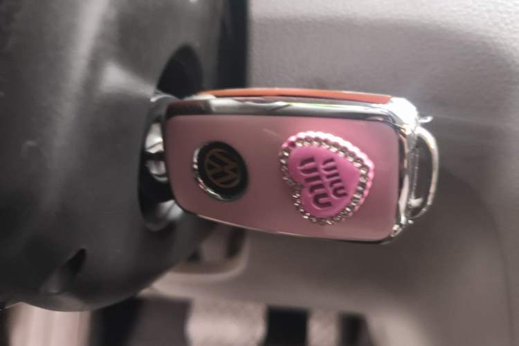 Used Volkswagen Bora 2013 1.6L Automatic Fashion Model
