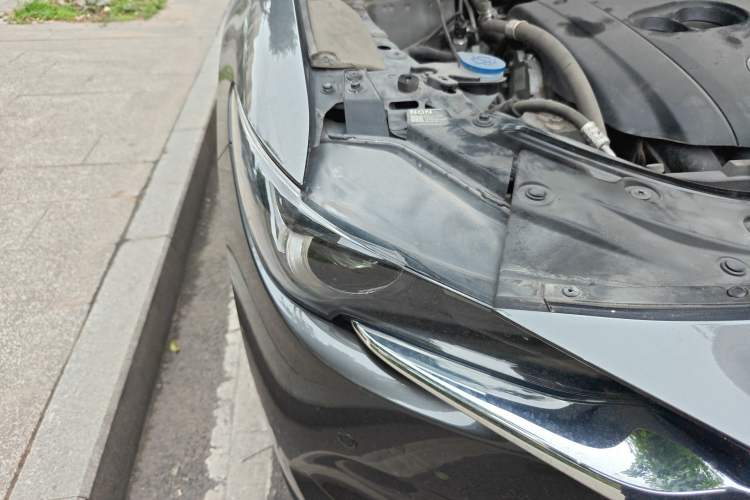 Used Mazda CX-5 2020 2.5L Automatic Two-Wheel Drive Smart Version Right Front Headlight