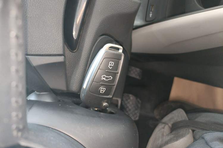 Used Audi A3 2018 30th Anniversary Edition Sportback 35 TFSI Fashion Model Vehicle Key