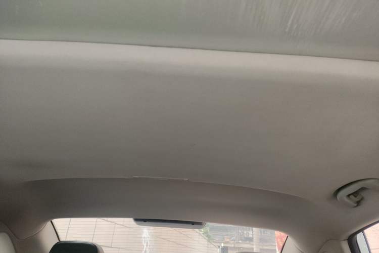 Used Roewe i6 New Energy 2019 PLUS 50T 4G Connected Glory Luxury Edition
