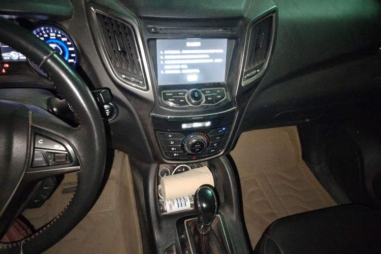 Used Changan CS75 2016 1.8T Automatic Elite Model China V Standard