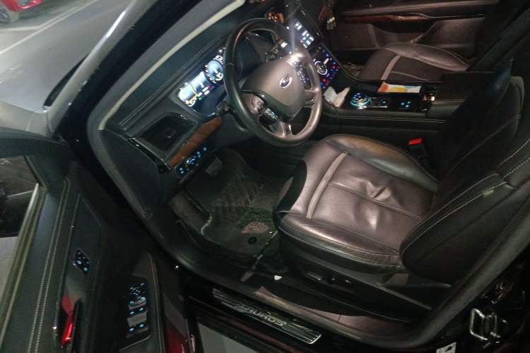 Used Ford Taurus 2017 EcoBoost 325 V6 Flagship Model Driver Seat